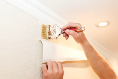 Pose de papier peint à Poilley — revêtements muraux et toiles de verre